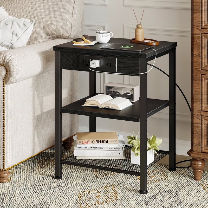 Gianna Juego de 2 Mesas Auxiliares Pequeñas de 15.7" con Estación de Carga, Mesa Auxiliar con Tomacorrientes y Puertos USB, Mesa de Noche de Almacenamiento Ajustable de 3 Niveles para Sala de Estar, Dormitorio, Espacios Pequeños, Negro