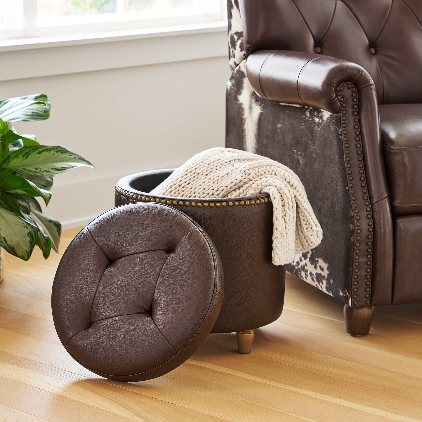 The Pioneer Woman Harper Round Storage Ottoman, Whiskey, 17.72 in
