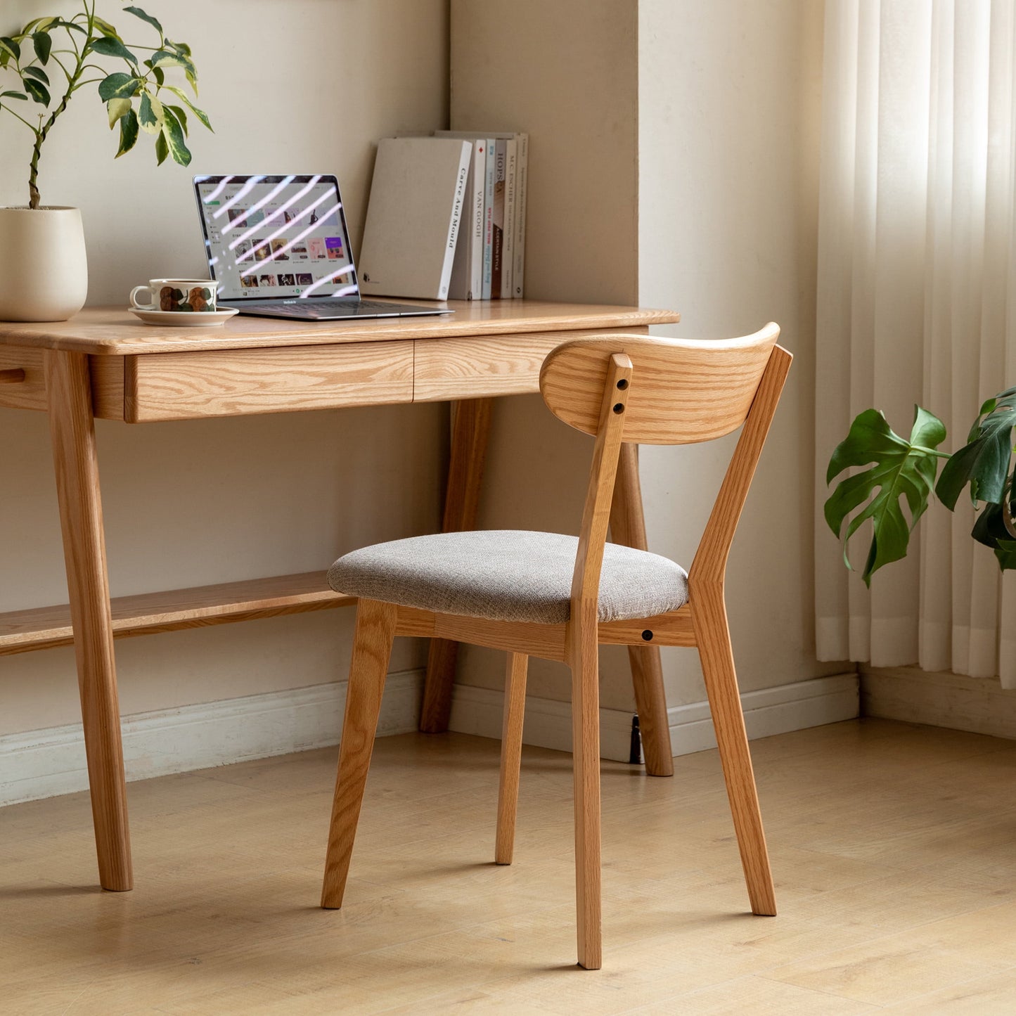 Juego de 2 Sillas de Comedor Tapizadas, Roble Americano de Grado FAS Sólido, 100% Madera Dura Natural sin Suciedad, Sillas de Madera Cómodas para Mesa de Comedor O Sala de Estar, Roble Natural + Gris Niebla