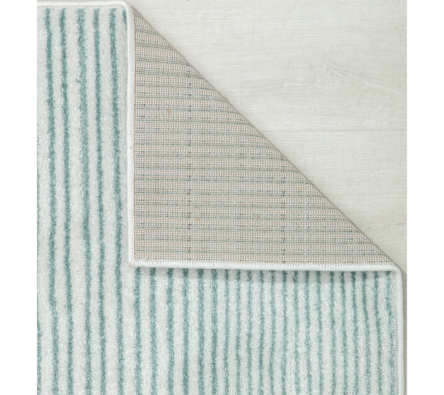Isaac Mizrahi Jaxon Pinstripes 8' x 10' Area Ru g