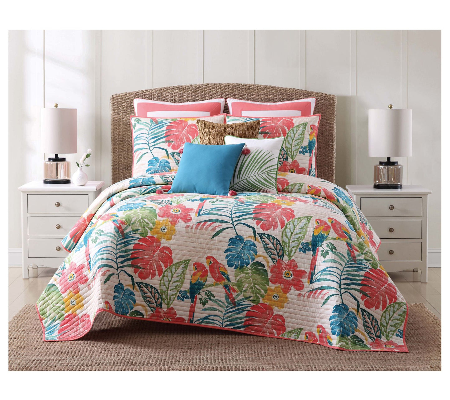 Oceanfront Resort Coco Paradise King Quilt Set