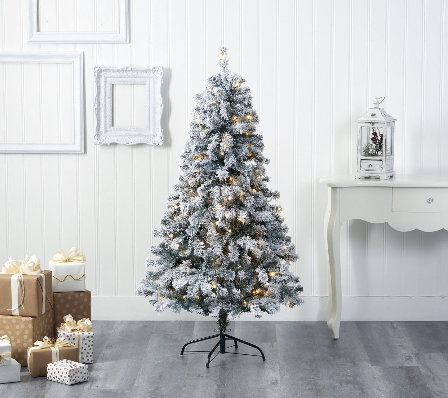 Nearly Natural 5' Rock Springs Spruce FauxChris tmas Tree LED