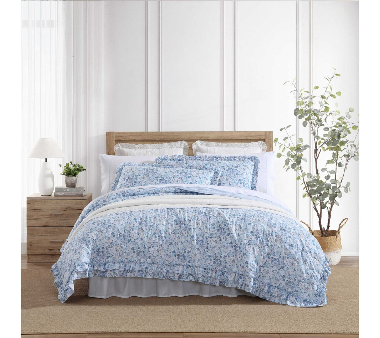 Laura Ashley Quartet Blue King Quilt Sham Set