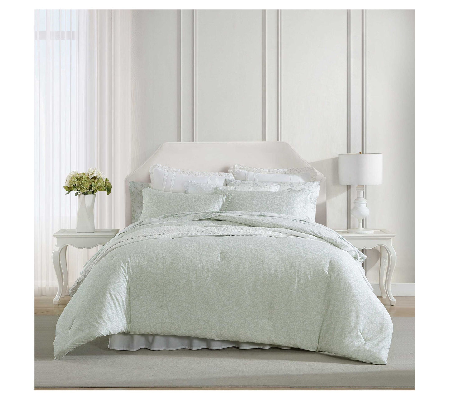 Laura Ashley Heirloom Ditzy Green Twin Comforter Sham Set