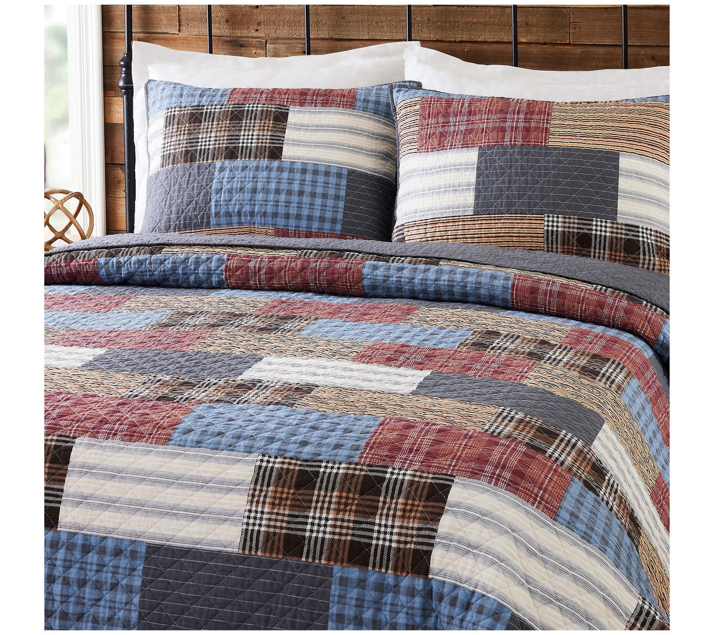 Modern Heirloom Cabin Patchwork Printed 3-Pc King Quilt Set