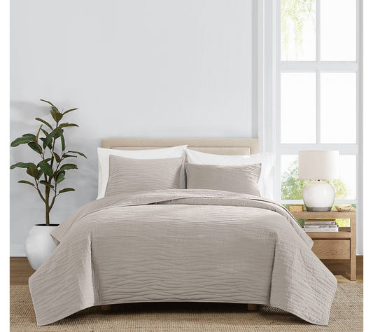 Royal Velvet Wavy Cotton Velvet Twin XL Quilt Set