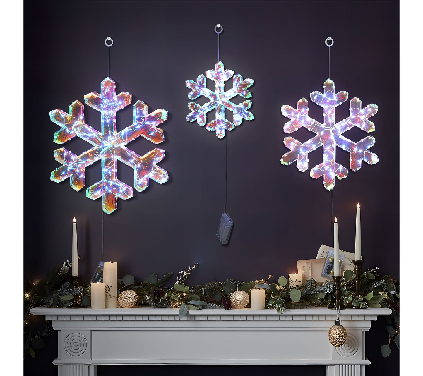 LuxenHome Snowflake Decoration Set w/ Battery-Op Lights
