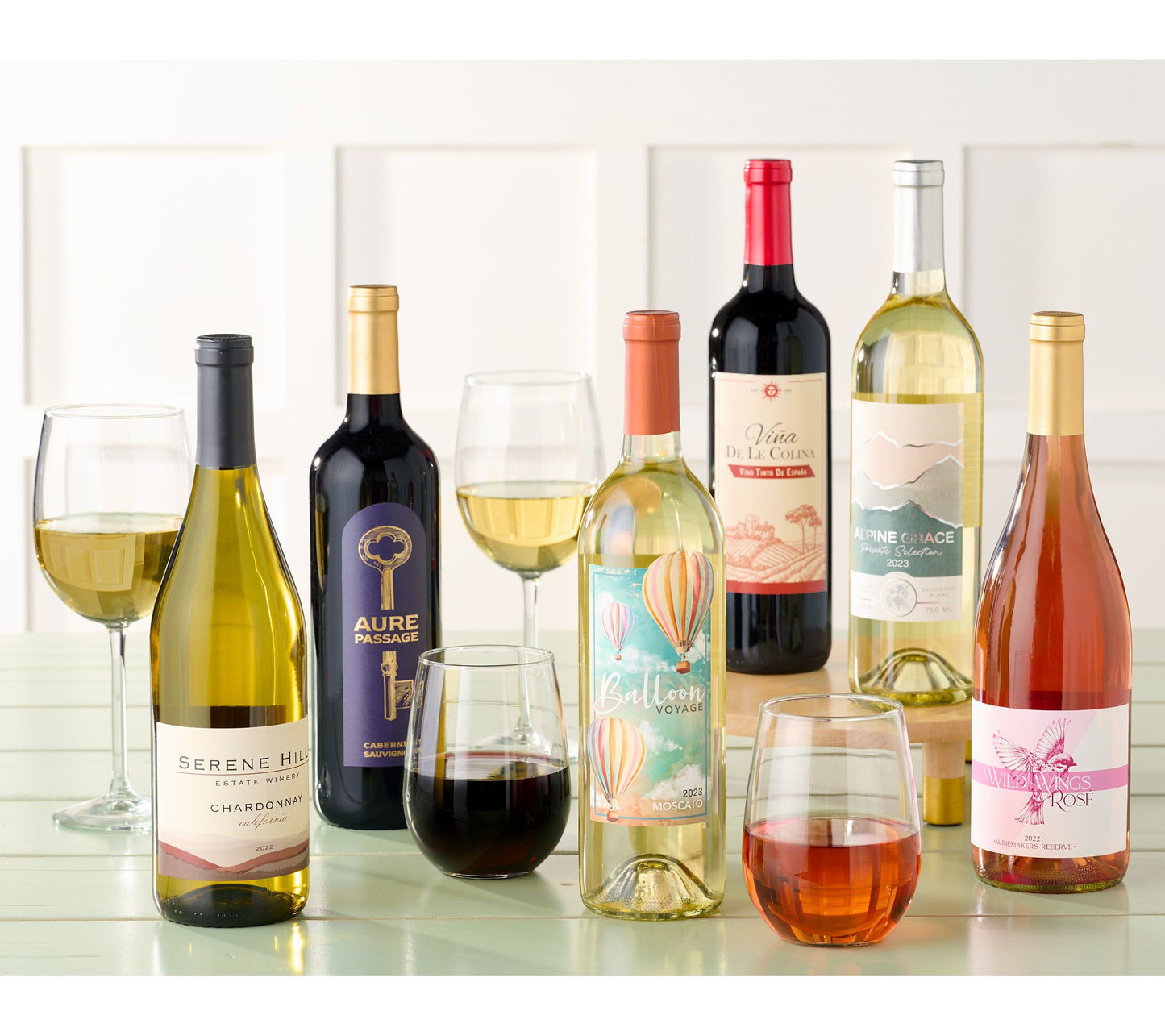 Vino Voyage (12) 750ml Bottles of Wine Discovery Set
