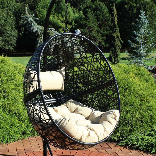 Sunnydaze Decor Rattan Black Steel Frame Hanging Conversation Chair with Off-white Cushioned Seat