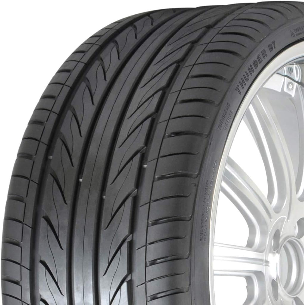 Delinte D7 All-Season Radial Tire - 235/30-22 90W