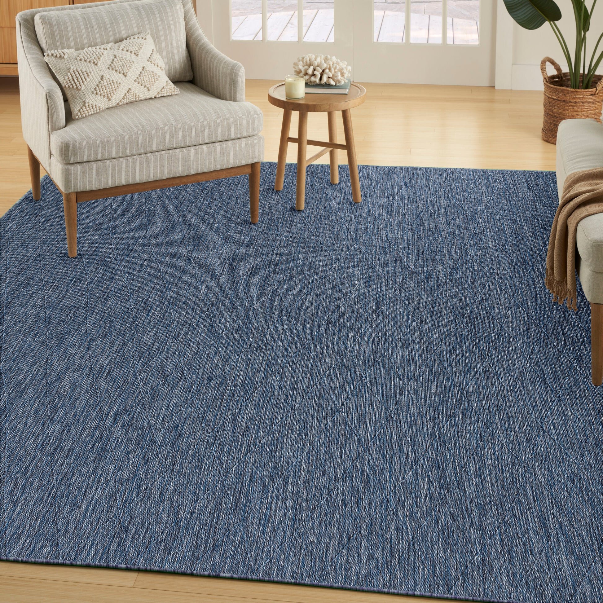 Nourison Home 9 x 12 (ft) Loomed Navy Blue Rectangular Indoor/Outdoor Geometric Machine washable Area rug