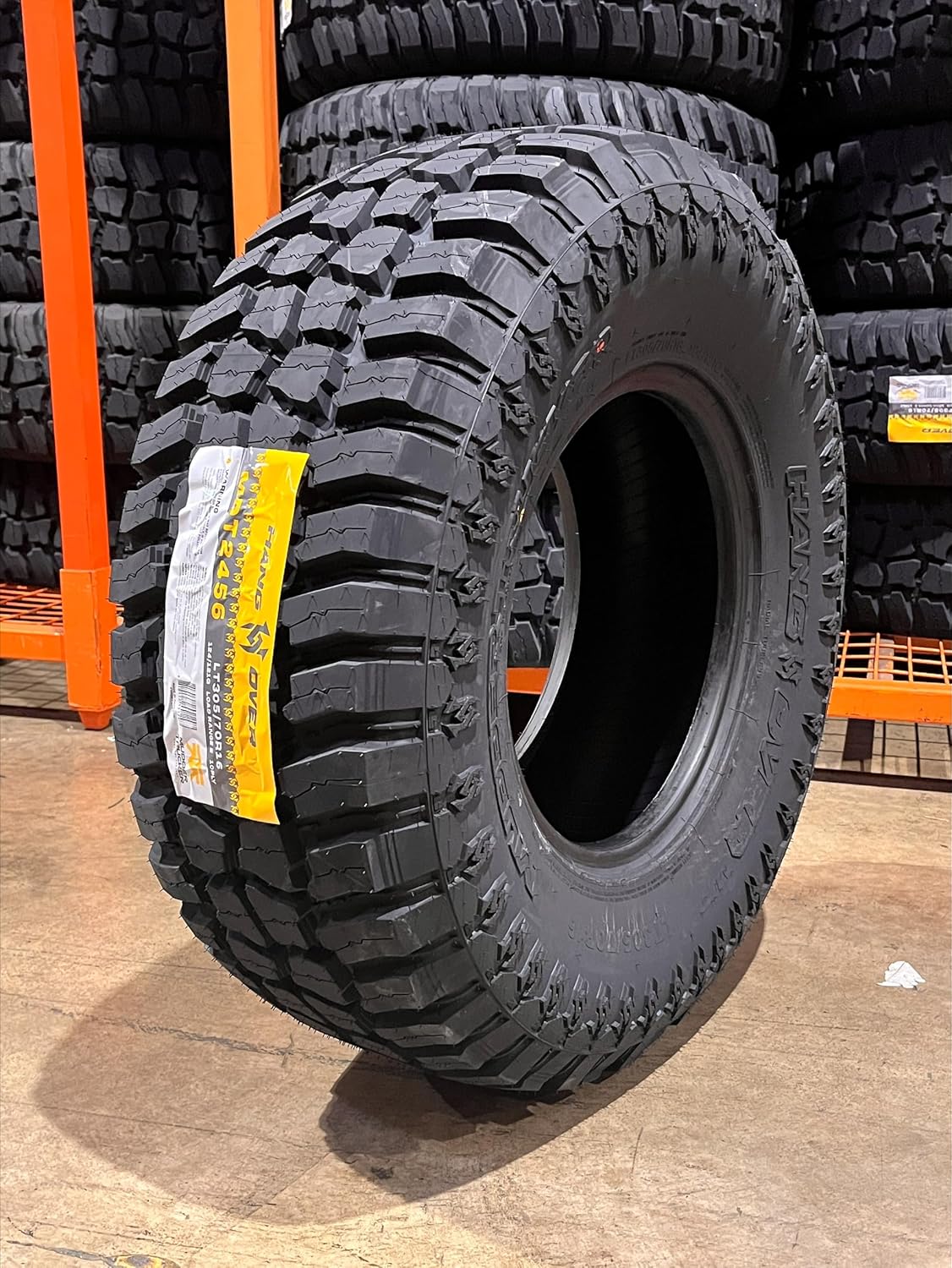 Mudder Trucker Hang Over M/T Tire(s) 305/70R16 124Q LRE BSW