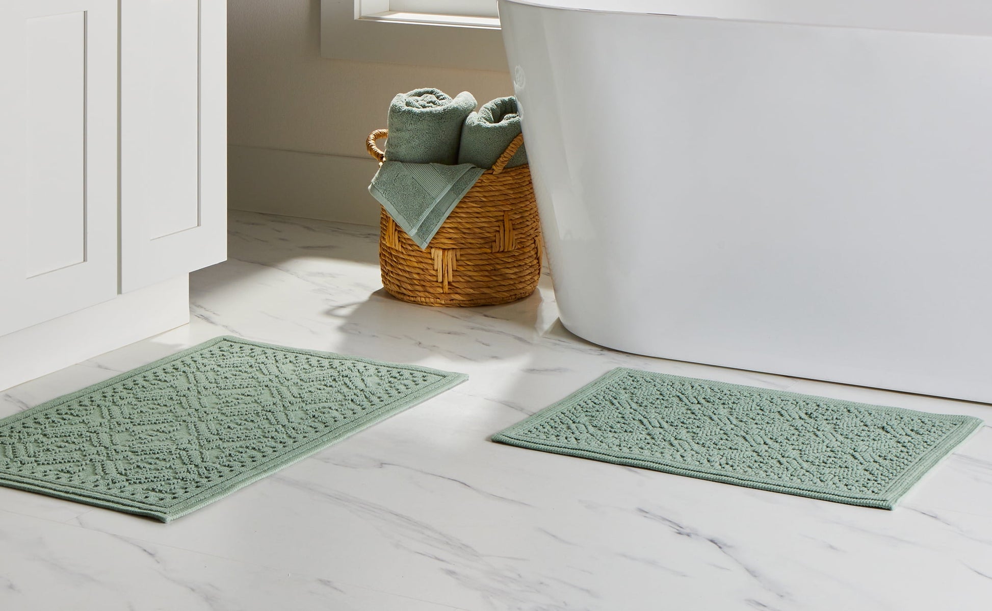 Better Homes & Gardens Katti Lattice 2 Piece Bath Rug Set, Green, 17" x 24" & 20" x 30"