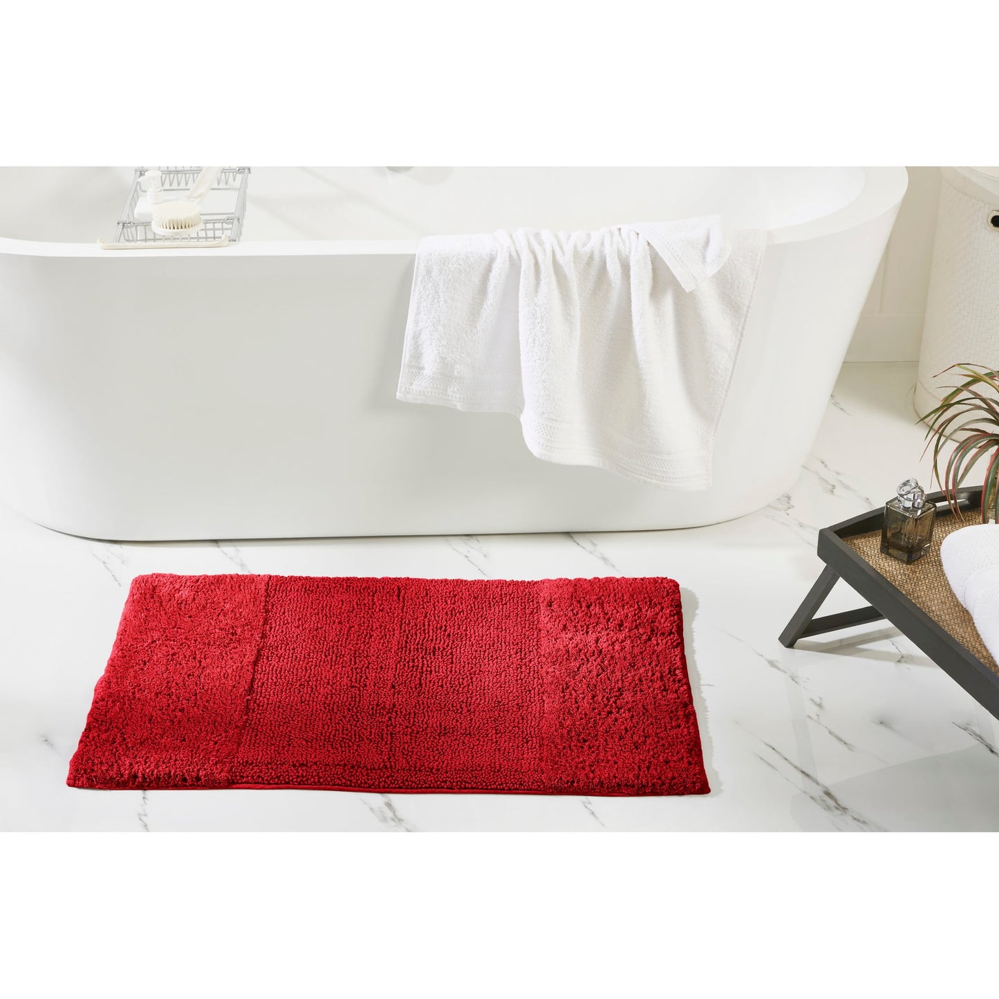 Better Trends 21" x 34" Bathroom Rug 100% Cotton, Extra Soft Tufted Bath Mat, Water Absorbent & Non Slip, Solid Pattern, (Red) Granada Collection