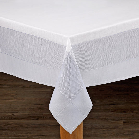 Bohemia 60"x104" Cotton/Poly Tablecloth in White/Grey