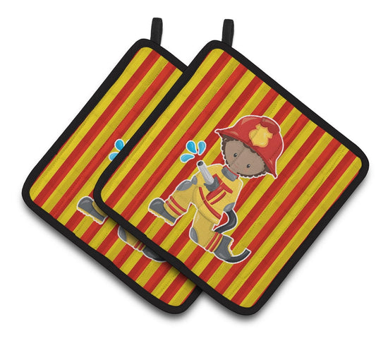 Caroline's Treasures Fireman Boy Pair of Pot Holders
