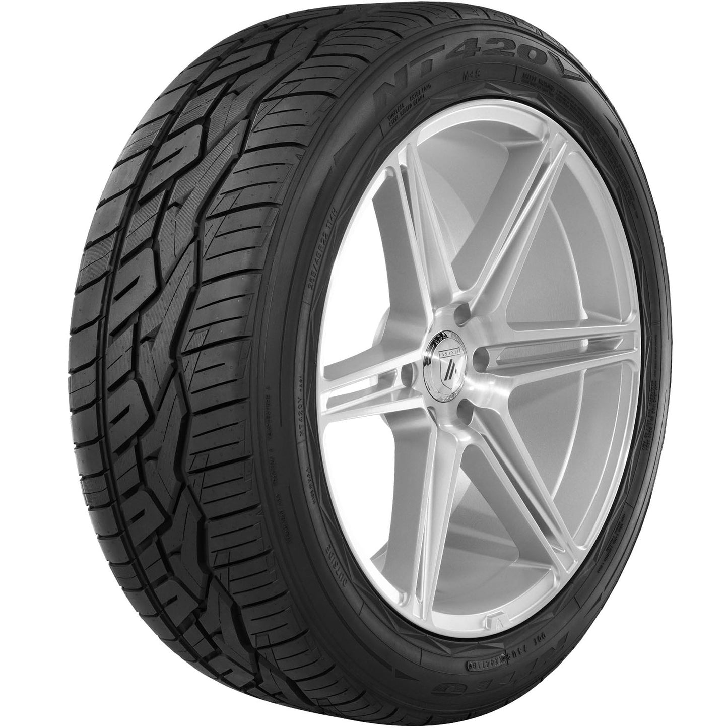 Nitto NT420V All Season 275/45R20 110V XL Light Truck Tire