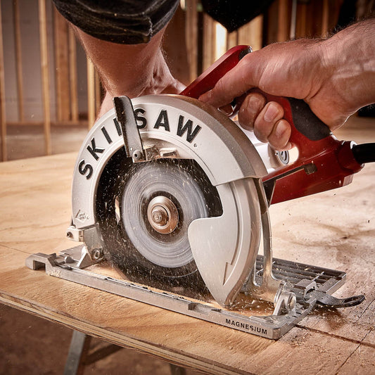 SKILSAW Spt67M8-01 7-1/4-Inch Magnesium Left Blade Sidewinder Circular Saw