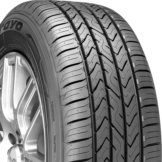 Toyo Extensa A/S II 225/70R15 100T AS All Season Tire Fits: 2005 Ford Escape XLT, 2000 Jeep Wrangler Sahara