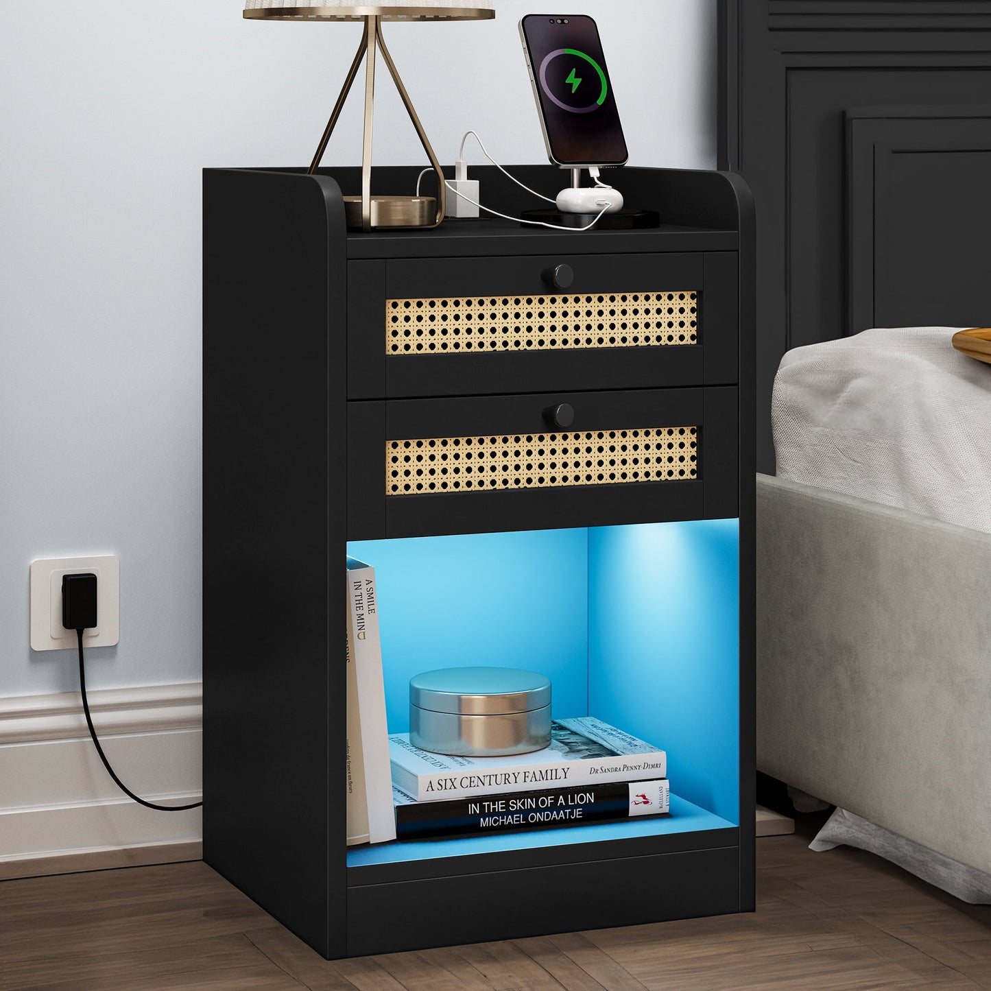 Uforic Mesitas de Noche de Mimbre con 2 Puertos USB, CertificaciÃ³n UL, 2 Cajones de Mimbre y Manual de Instrucciones, Negro
