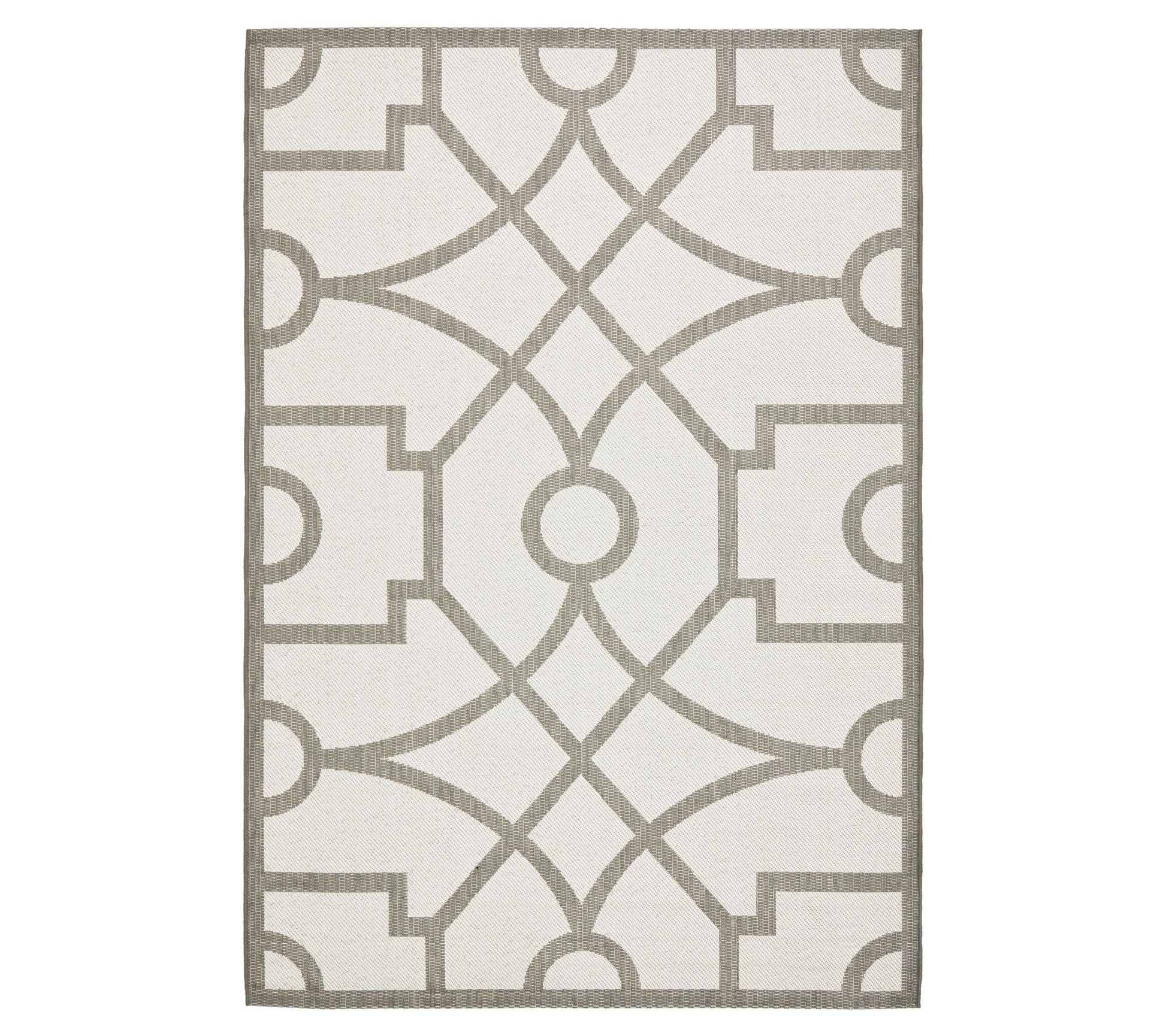 Martha Stewart Outdoor Fretwork Grey 5'3" x 7'7" Rug