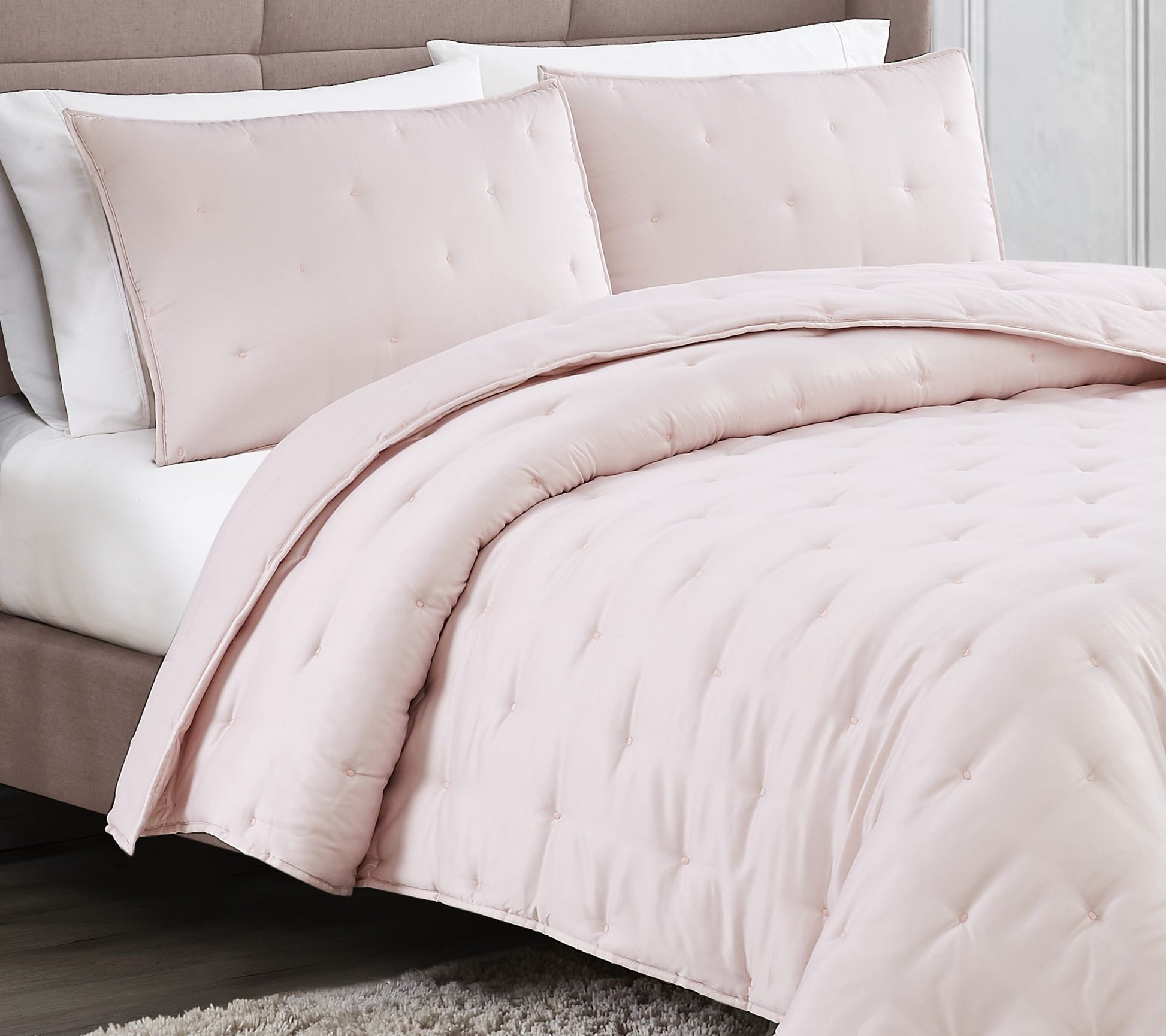 Badgley Mischka Home Tufted Matte SatinF/Q Quilt Set