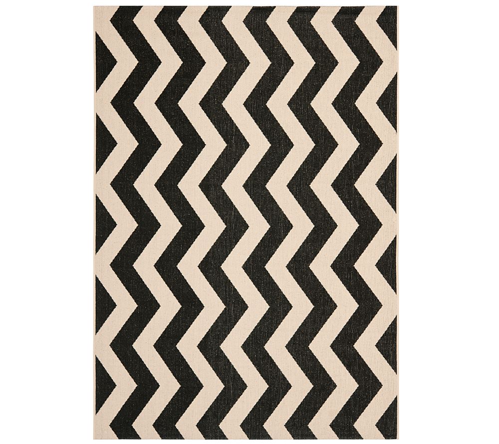 Safavieh 5'3" x 7'7" Vertical Zigzag Indoor/Outdoor Rug