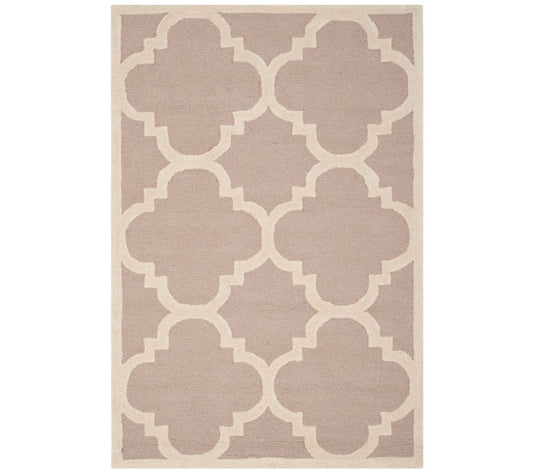 Cambridge 4' x 6' Rug by Valerie