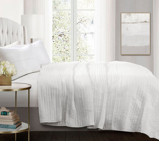 Pom Pom Stripe 3-Piece King White Quilt Set byLush Decor