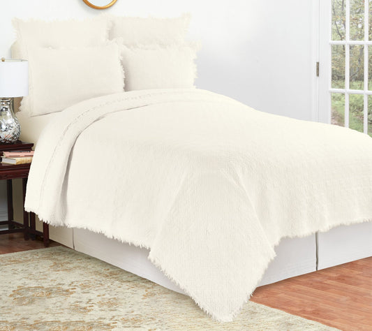 C&F Home Trellis Full/Queen Quilt Set