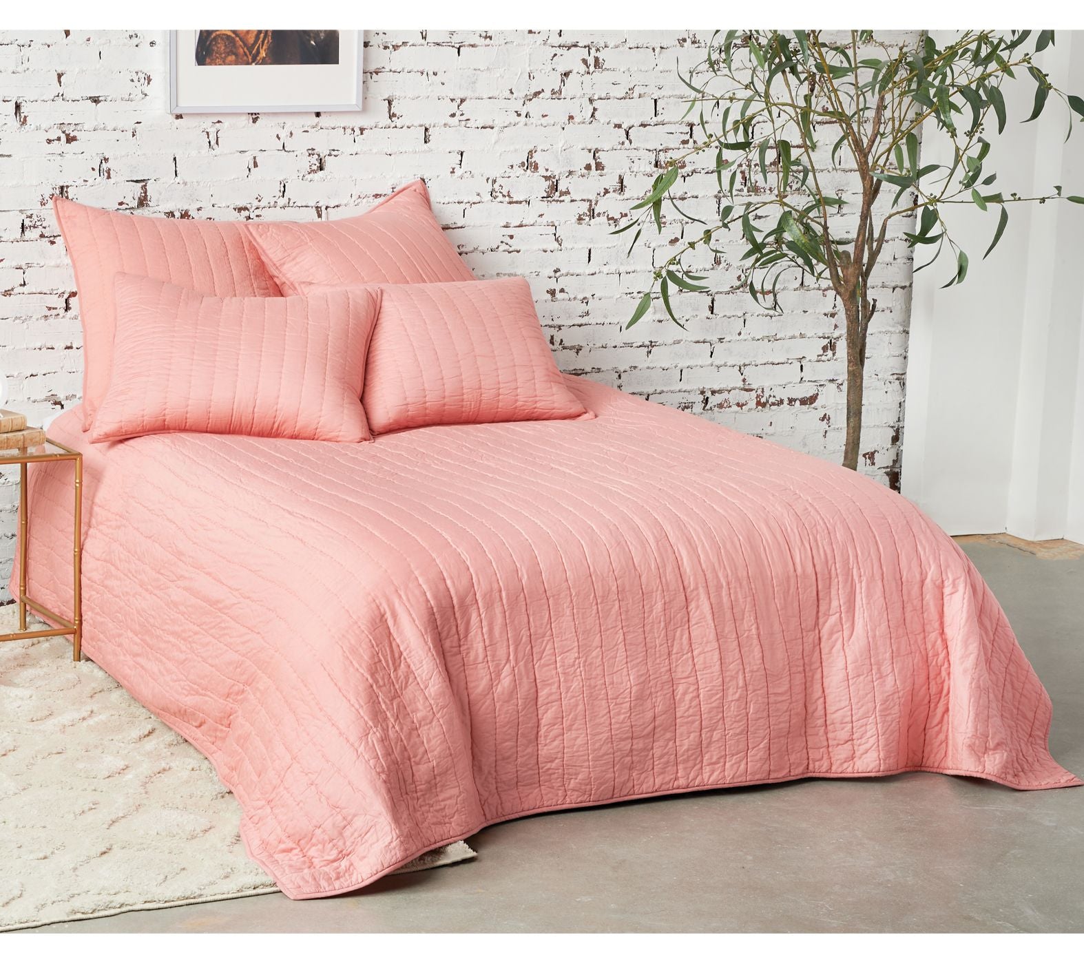 Carol & Frank Channel Stitch Azalea Queen Quilt