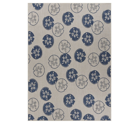 Homeroots 63"x87" Sand Dollars Indoor Outdoor A rea Rug