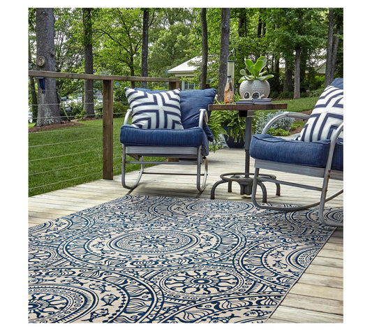 Linon Home Indoor/Outdoor Washable Marlin 5x7 ft Rug