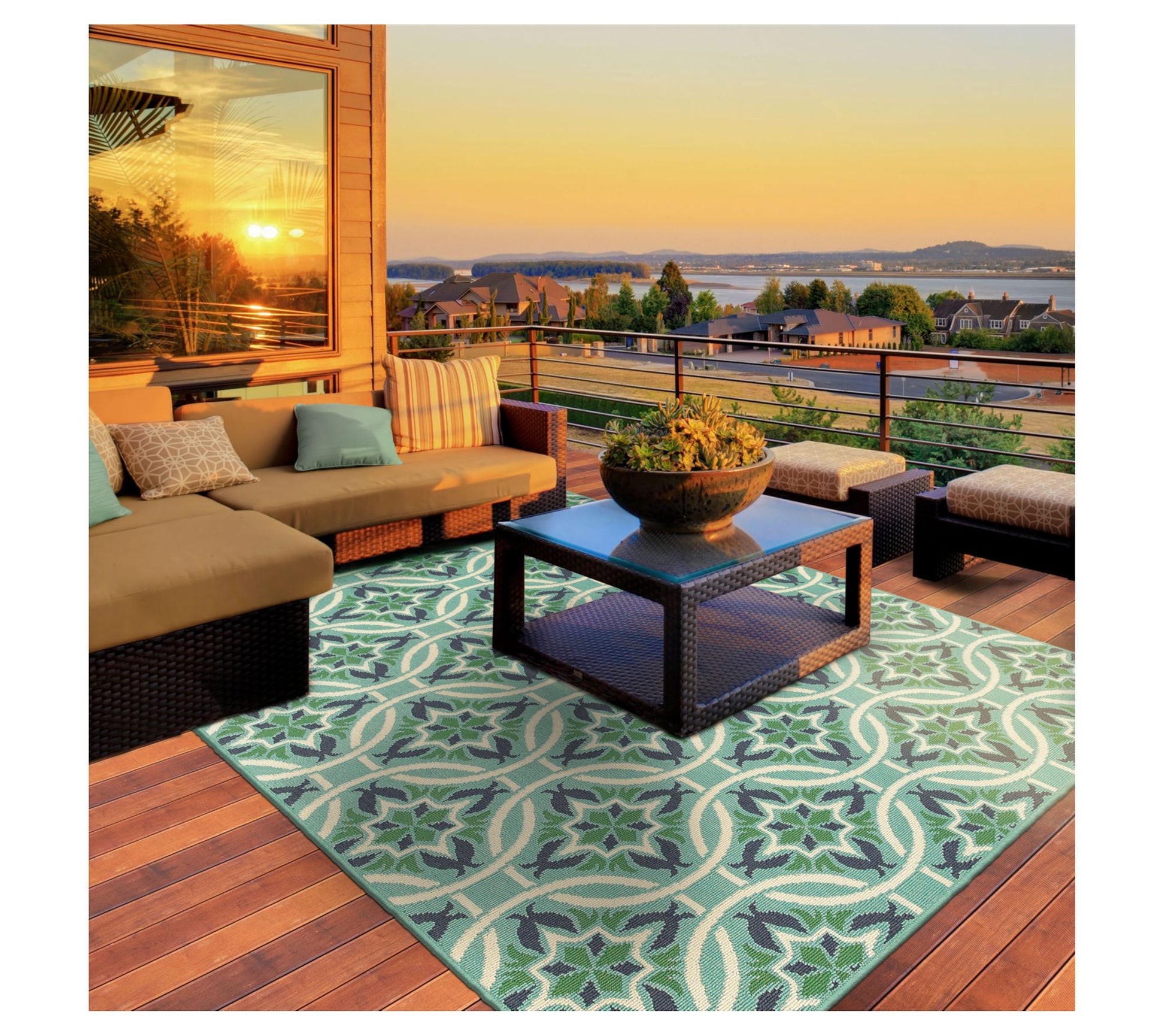 Veranda Living I/O Blue Green Floral Medallion7'10"x10'10"Rug