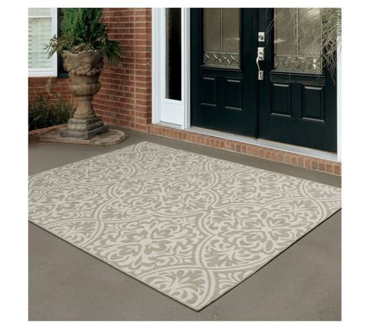 Veranda Living In/Out Gray Ivory Floral Lattice7'10"x10' Rug