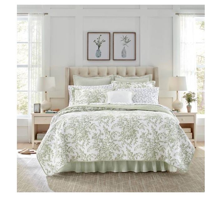 Laura Ashley Bedford Sage Full/Queen Quilt Set