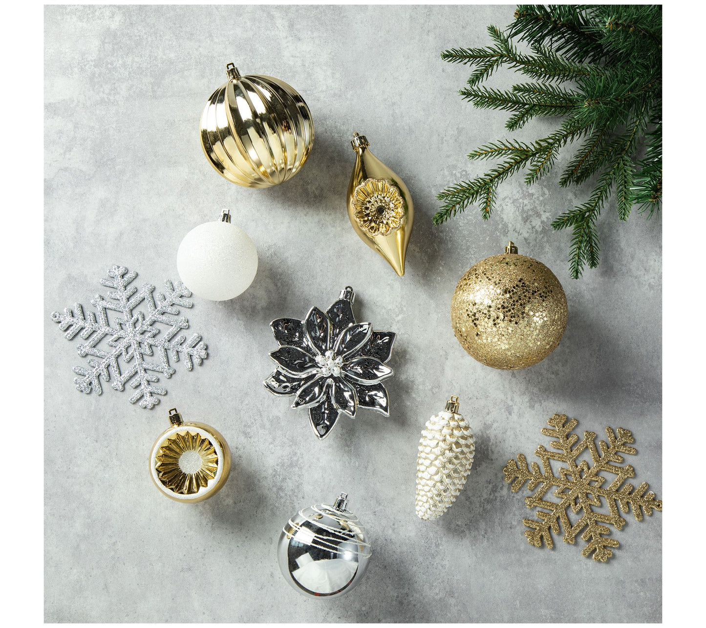 Glitzhome Chris tmas Silver & G old Deluxe Boxe d Ornaments