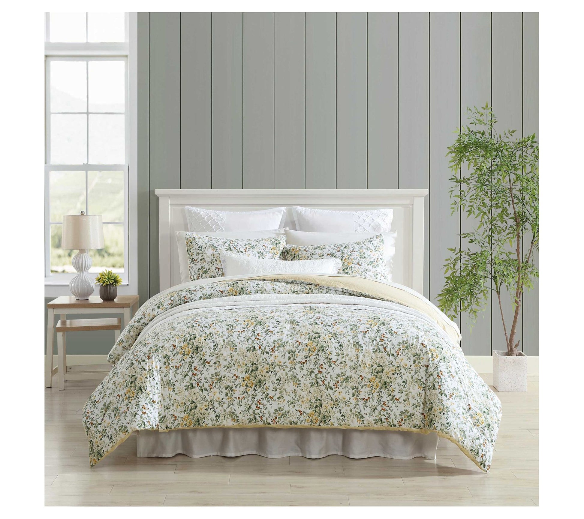 Laura Ashley Country Meadow Gold Full/Queen Comforter Sham Set