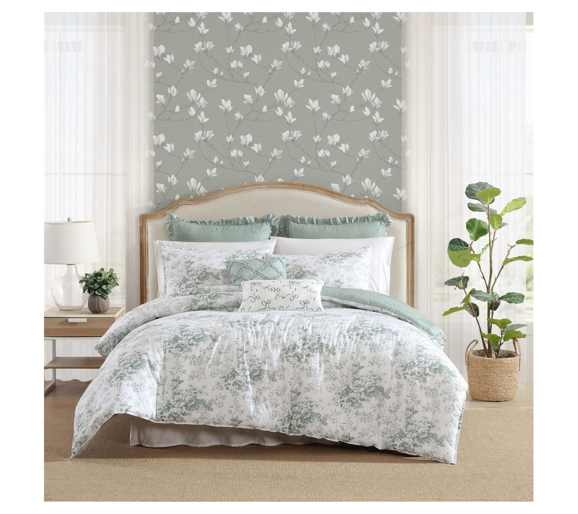 Laura Ashley Toile Delight Green Twin Comforter Sham Set
