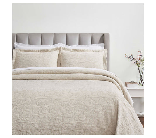 Superior Hibiscus Cotton Bedspread and Sham Set, Queen