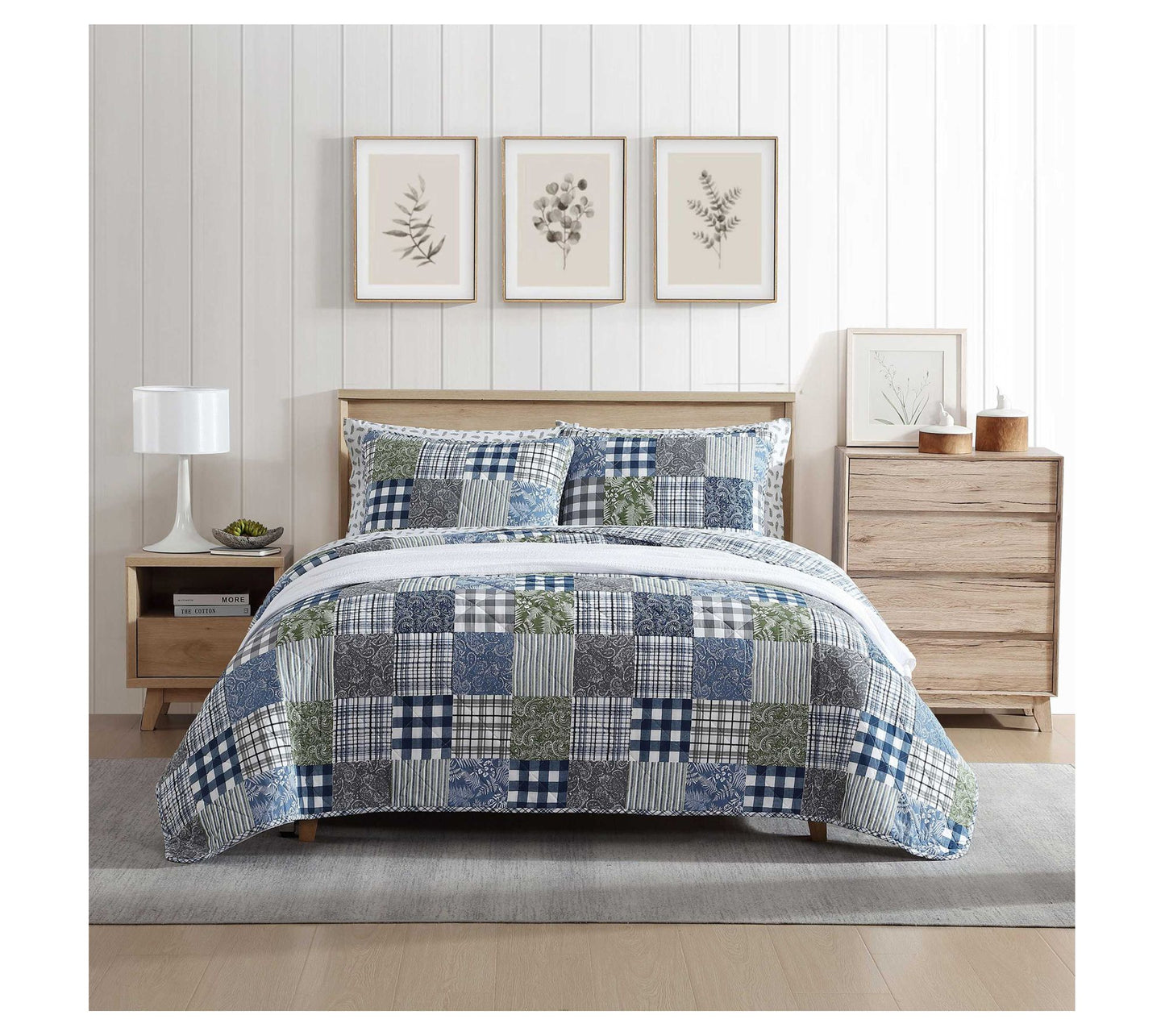 Eddie Bauer Cozy Patchwork Blue King Quilt ShamSet