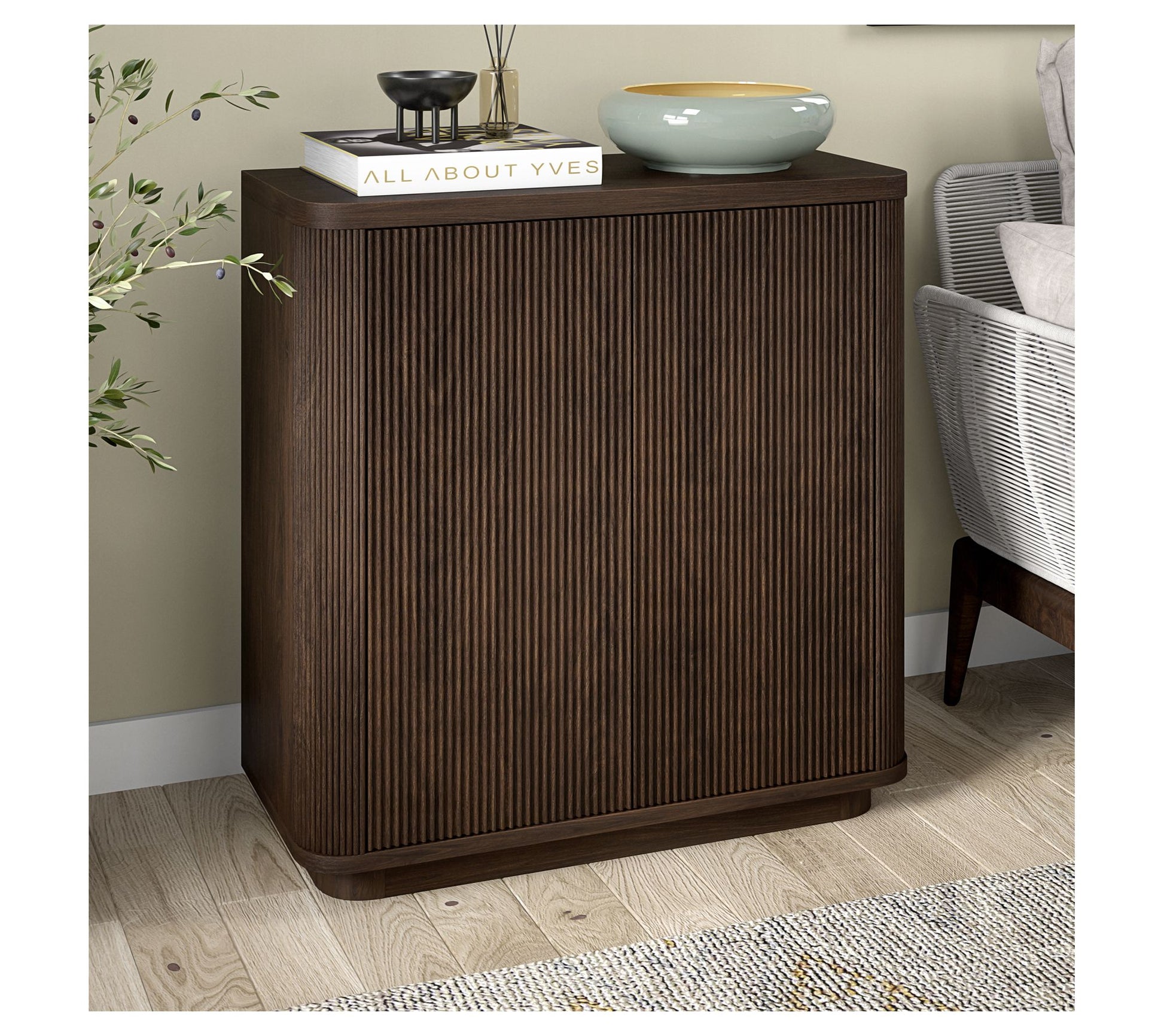 Hudson&Canal Easton 32" Wide Rectangular AccentCabinet