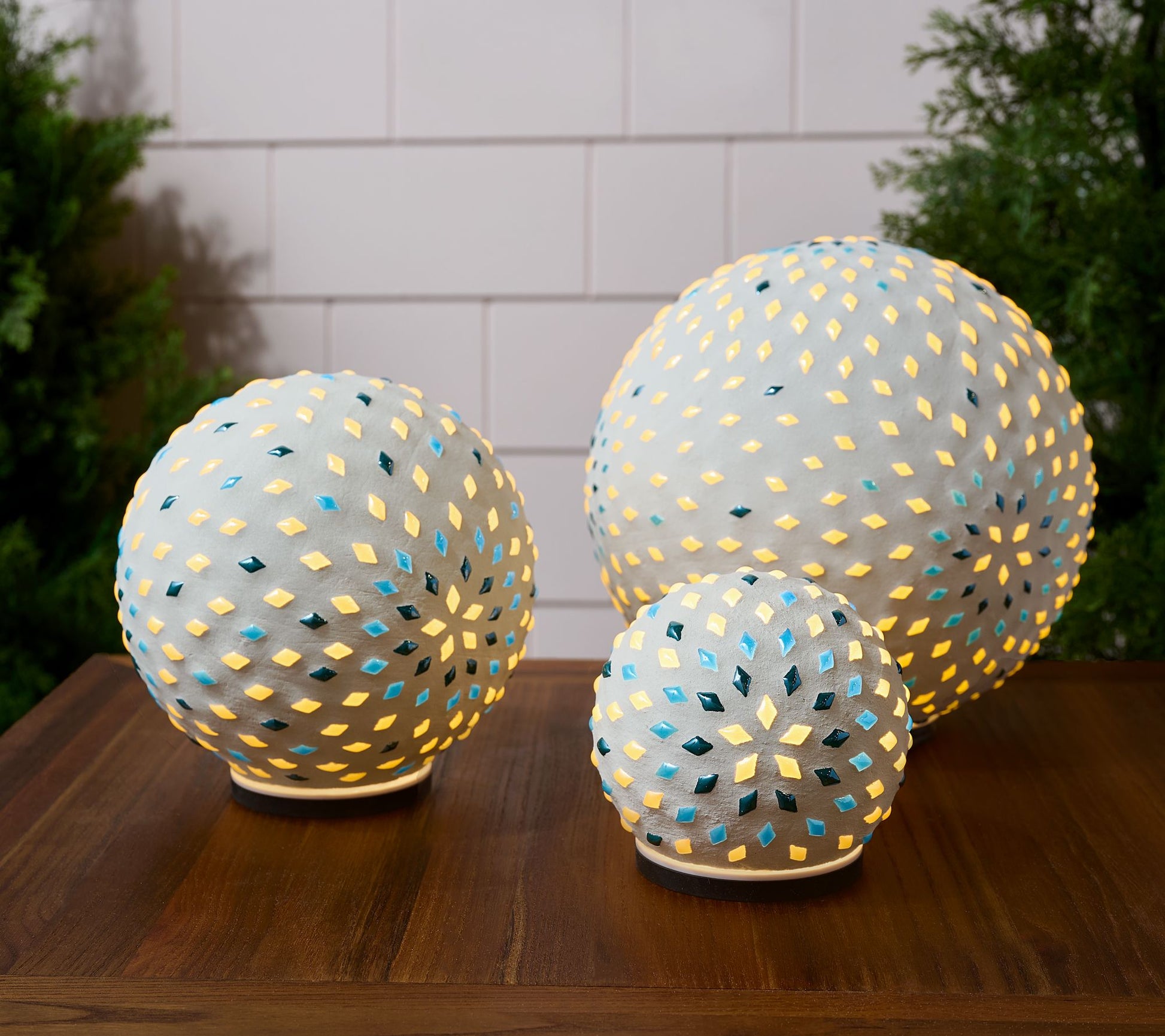 Lightscapes Set of 3 Illuminated Mosaic Garden Spheres