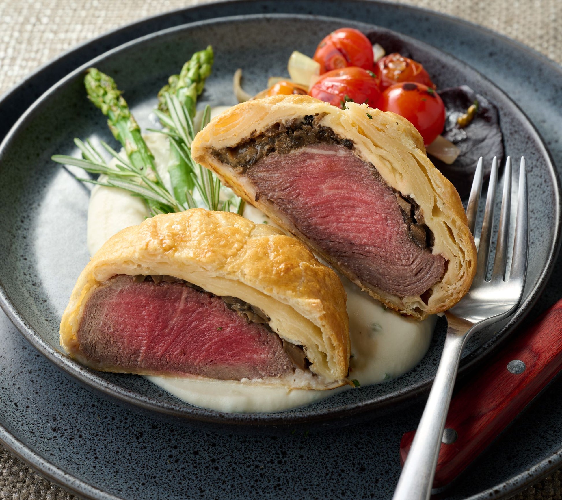 Rastelli's (4) 8-oz Filet Mignon Beef Wellington Auto-Delivery